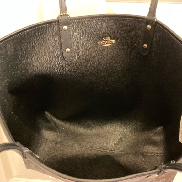 Coach Horse & Carriage Print Reversible City Tote - Black - Picture 12 of 15